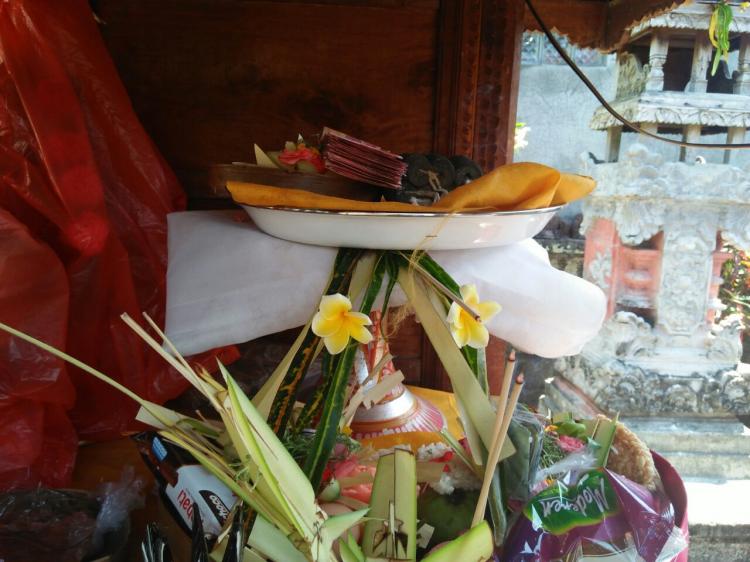 RAHAJENG RAHINA BUDA CEMENG KLAWU