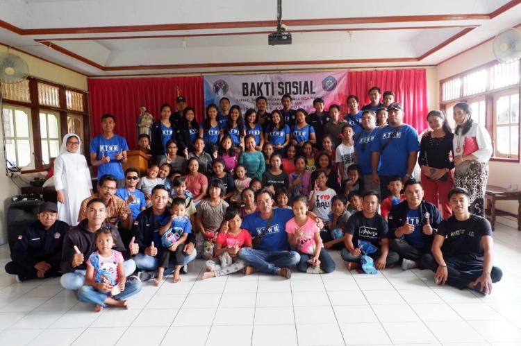 Bakti sosial Karang Taruna Wiratama Mandala