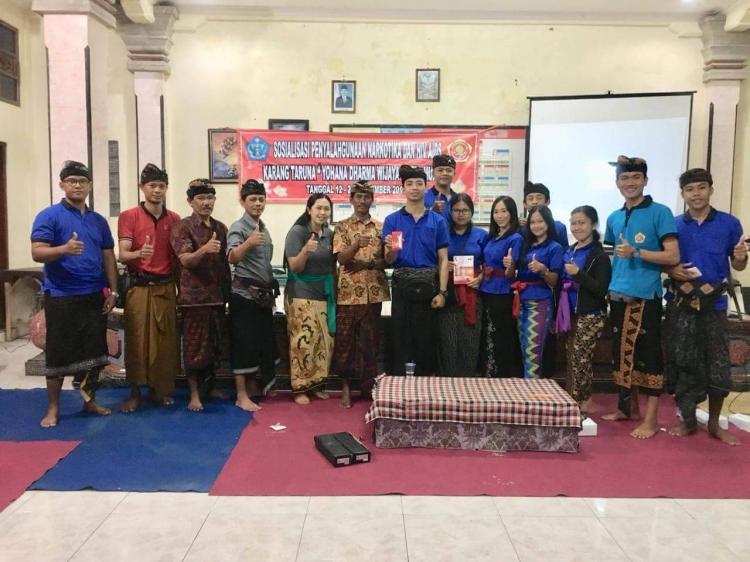 Karang Taruna Yowana Dharma Wijaya adakan Sosialisasi Guna Cegah Narkoba dan HIV/AIDS di Banjar Gambang