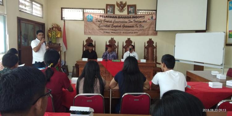 Menyongsong Munggu sebagai Desa Wisata, Pokdarwis Adakan Pelatihan Bahasa Inggris