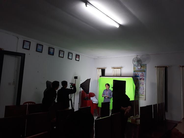 ANGGOTA KIM DESA PANGSAN MENDAPAT PELATIHAN PUBLIC SPEAKING DAN MC