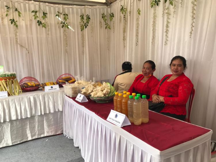 KUNJUNGI SEGERA STAND PAMERAN DESA PANGSAN DI FESTIVAL BUDAYA PERTANIAN