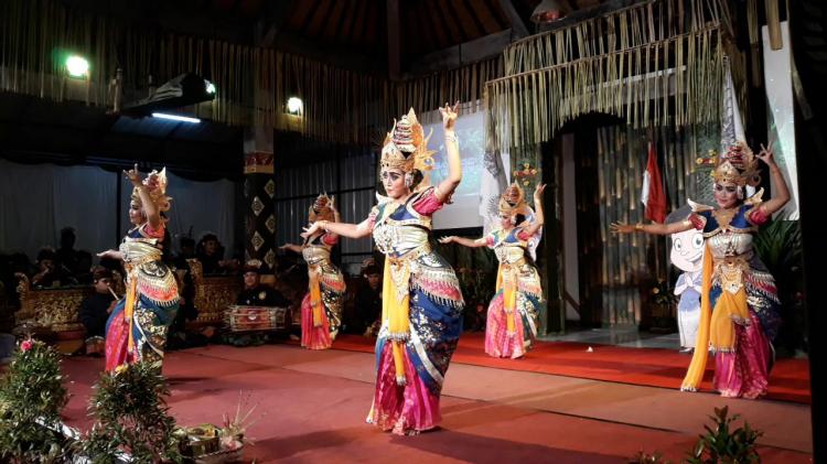 SRI AMERTANING BUMI, TARI MASKOT DESA PANGSAN RESMI DI LAUNCHING