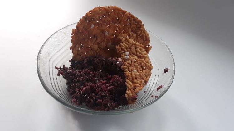 TAPE "INJIN" SALAH SATU MAKANAN POPULER DI DESA PANGSAN