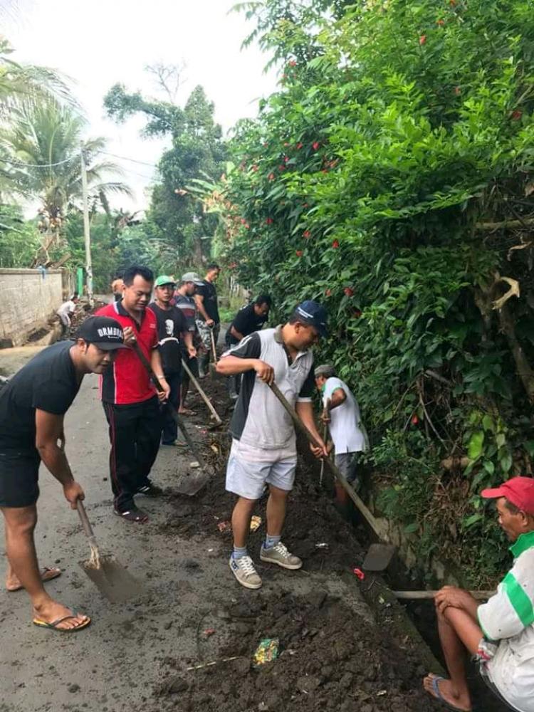 BULAN BAKTI KEBERSIHAN TINGKATKAN PERSATUAN