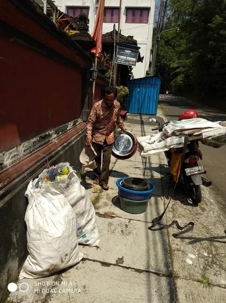 CARA PALING MUDAH TANGANI SAMPAH DAN SEKALIGUS JUGA MENDUKUNG PROGRAM PEMERINTAH BADUNG