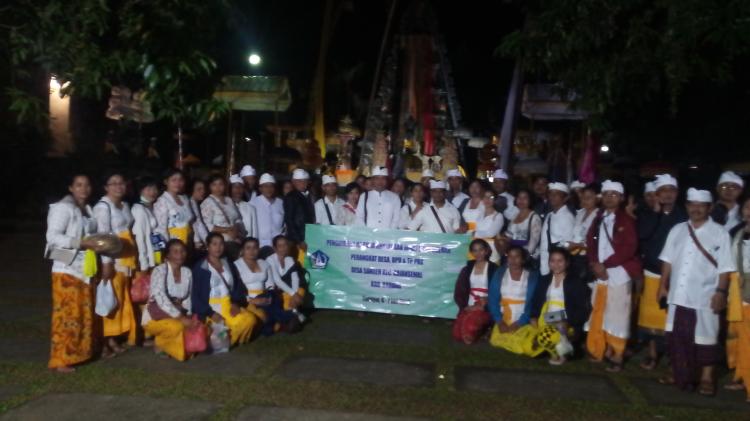 KANTOR PERBEKEL DESA SANGEH LAKSANAKAN PENGANYARAN KE PURA BLAMBANGAN DAN PURA LUMAJANG