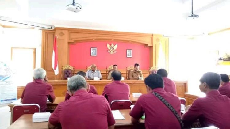 LPM SANGEH TINGKATKAN KINERJA