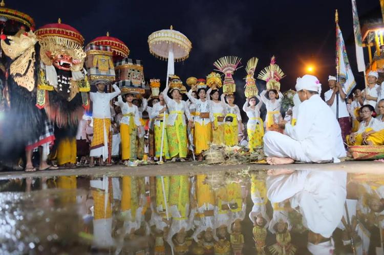 MELASTI PIODALAN IDA SESUUNAN RATU SAKTI SANGEH