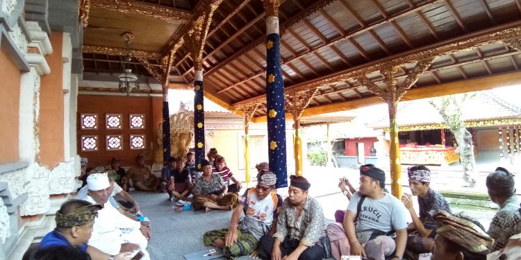 PARUM ANGGE PURI DAN KRAMA DESA ADAT GERANA TERKAIT DESA WISATA