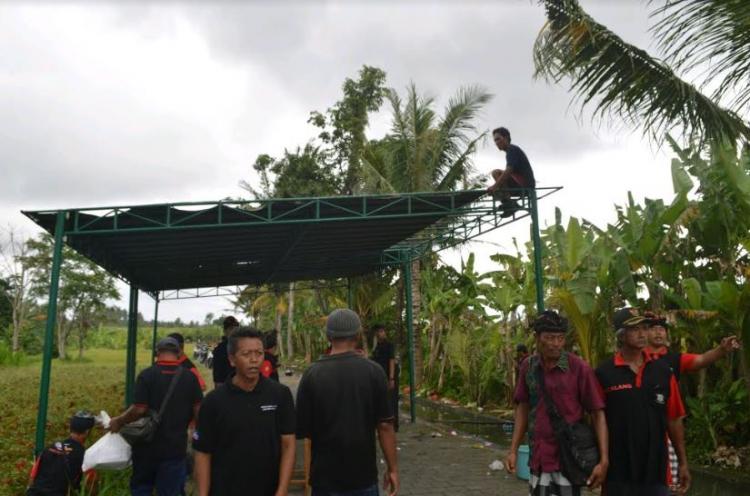 Aksi Cepat Para Pecalang