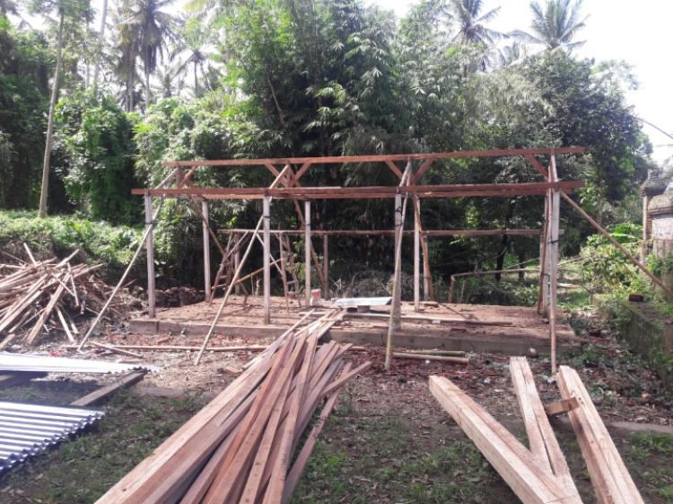 Balai SG Pura Taman Batur Di Renovasi