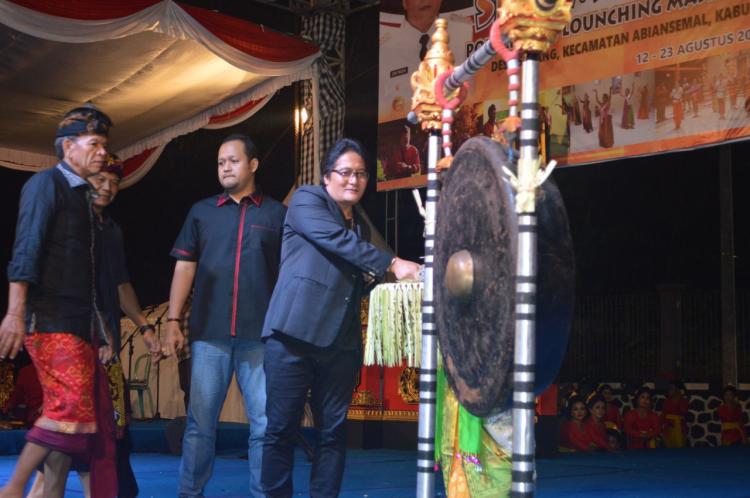 Bupati Badung Resmikan Pembukaan Porsenides