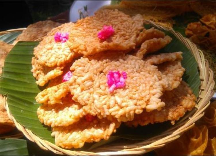 Jajan Bali Yang Hanya Dapat Kita Lihat Pada Hari Suci