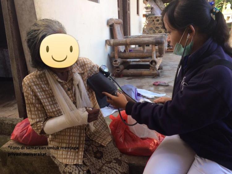 Kunjungan  UPT Puskesmas Abiansemal II terhadap KK Rawan di Desa Sedang