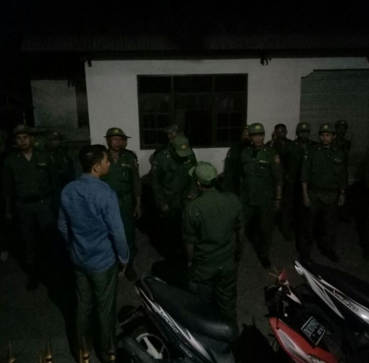 Linmas Memperketat Keamanan Wilayah Desa Sedang