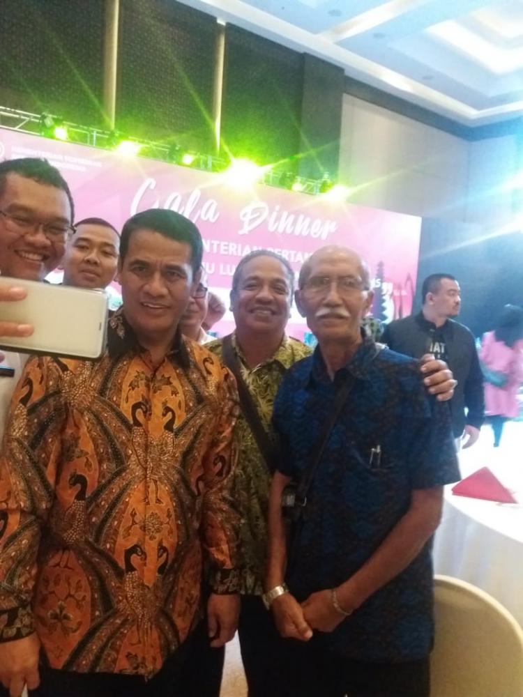 Wayan Abera Wakili Desa Sedang Dalam Kunjungan Mentri Pertanian