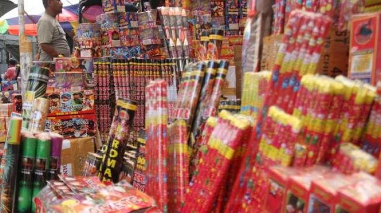Mendekati Penghujung Tahun, Mercon dan Petasan Mulai Bermunculan