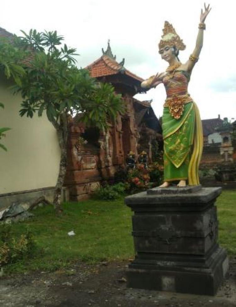 Patung Tari Sekar Jepun Selesai Dibuat