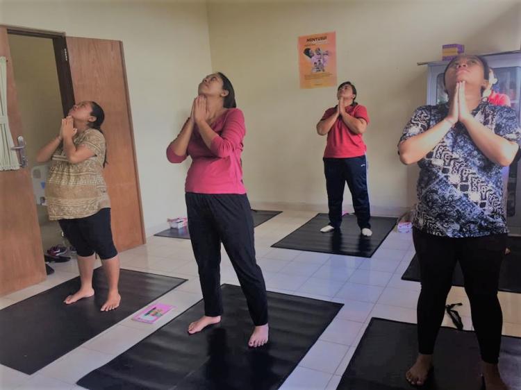 Puskesmas Abiansemal II Menyediakan Senam Untuk Ibu Hamil Secara Gratis di Desa Sedang