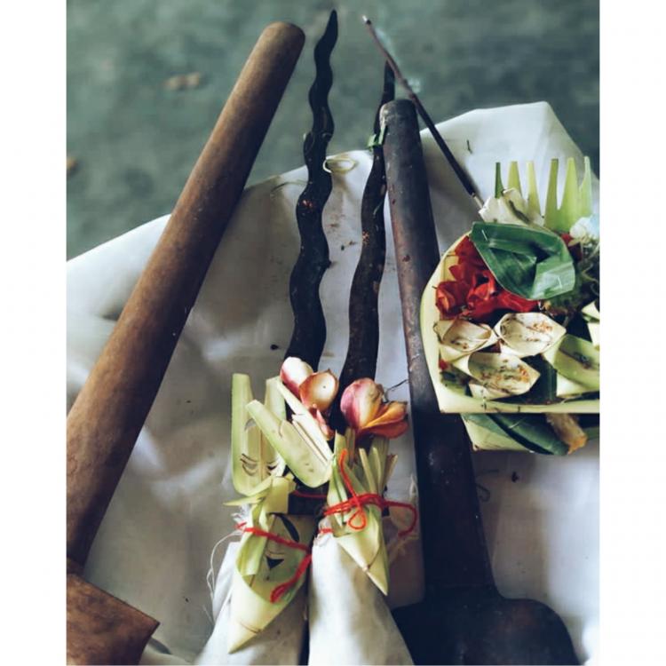 Umat Hindu Merayakan Tumpek Landep