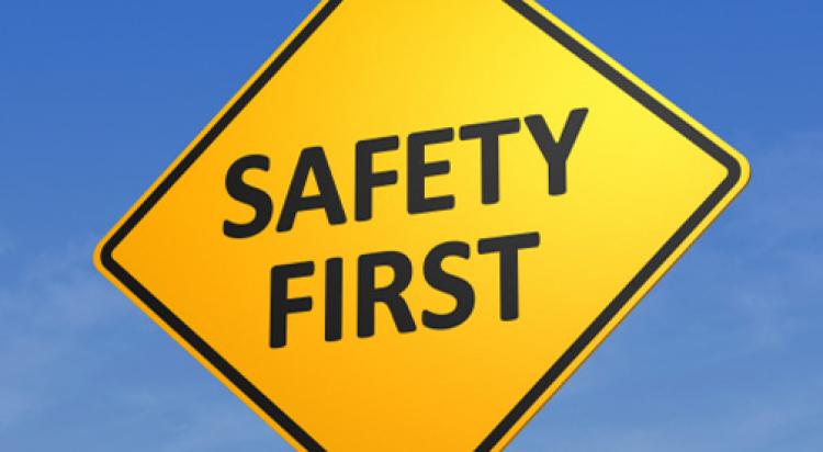 Utamakan Keselamatan! Hati-Hati Saat Berkendara Ditengah Derasnya Hujan