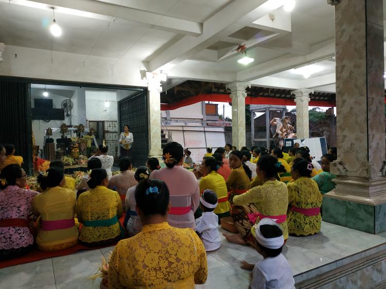 “ Tumpek Krulut” Otonan Gemelan Memuja Dewa Iswara Berlangsung di Banjar Sigaran Desa Sedang