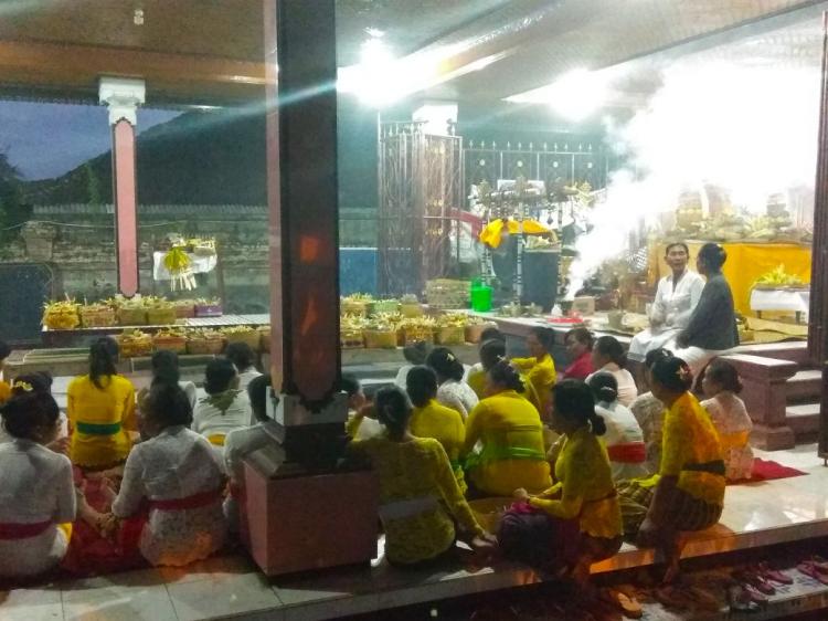 “Rahina Tumpek Krulut”, Otonan Gong yang berlangsung di Banjar Sedang