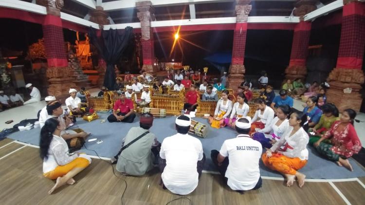 PERBEKEL SELAT UNDANG LISTIBIYA BADUNG