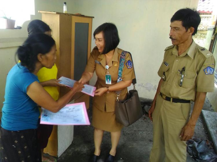 Disdukcapil Badung Cepat Tanggap Pada Korban Bencana Kebakaran Di Sibanggede