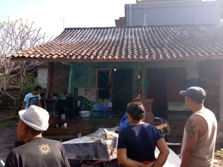 Kebakaran rumah warga Desa Sibanggede