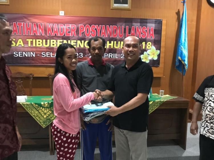 Desa Tibubeneng Berikan Beasiswa ke Perguruan Tinggi