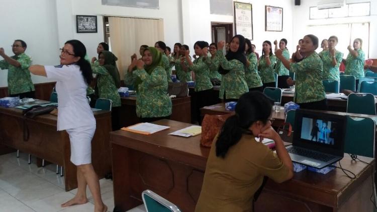 Posyandu Lansia, Solusi Menyenangkan di Hari Tua