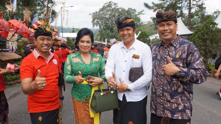 Kemeriahan Pawai Festival Budaya Pertanian Kabupaten Badung 2018