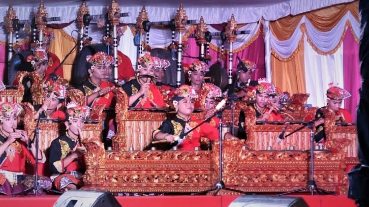 Pahit Manis, Filosofi Kehidupan Dituangkan Dalam Tabuh Telu Kreasi Banjar Tibubeneng
