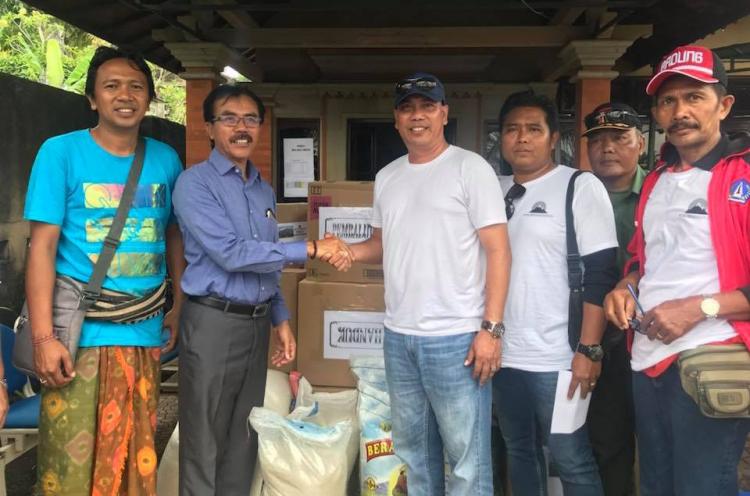 Penyaluran Bantuan Tanggap Darurat Erupsi Gunung Agung