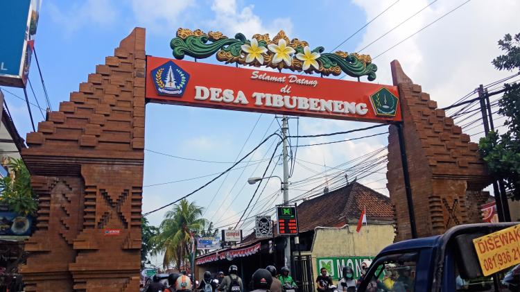 "Wajah Baru" Bando Selamat Datang di Desa Tibubeneng