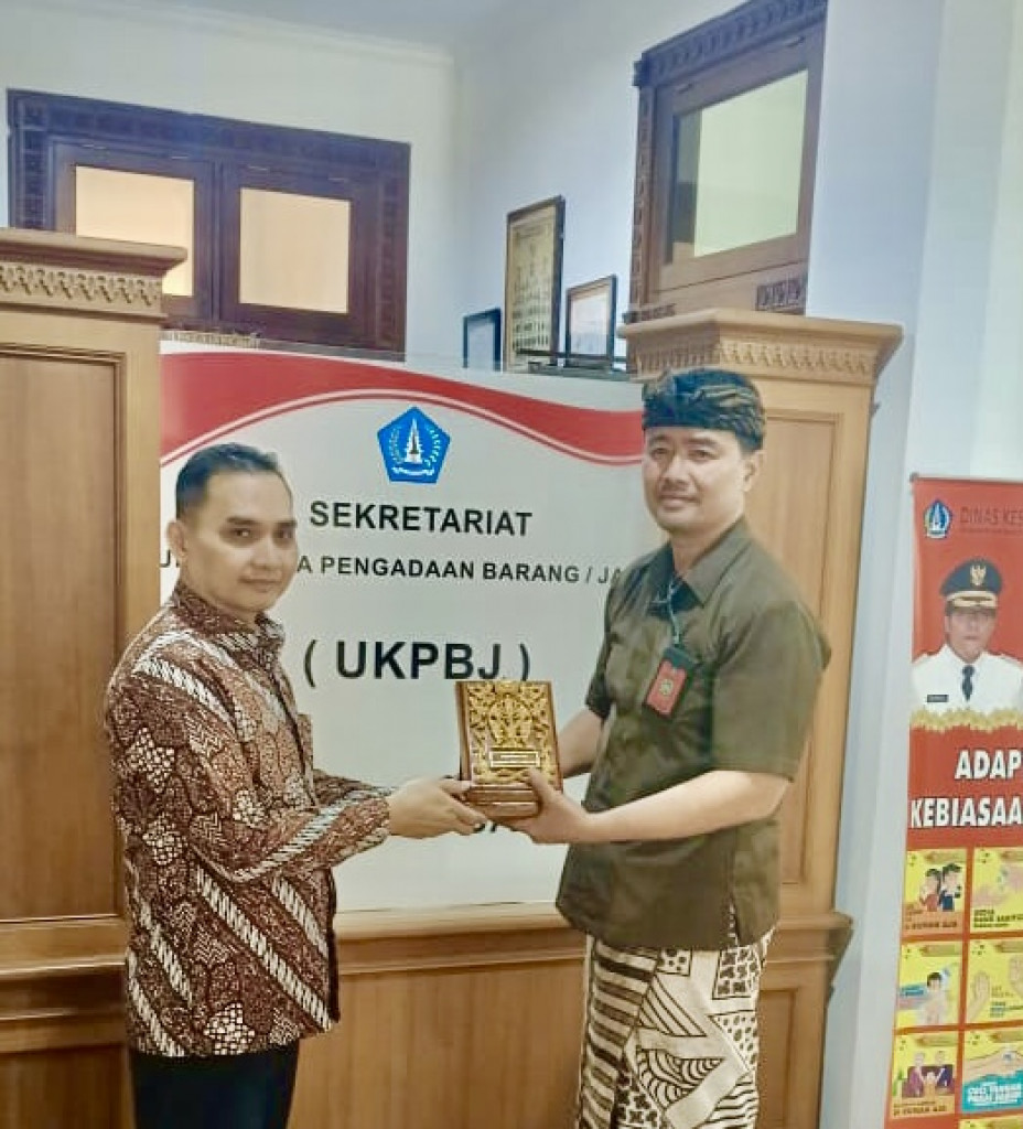 KUNJUNGAN KERJA PEMERINTAH KABUPATEN TULUNGAGUNG KE UKPBJ KAB. BADUNG