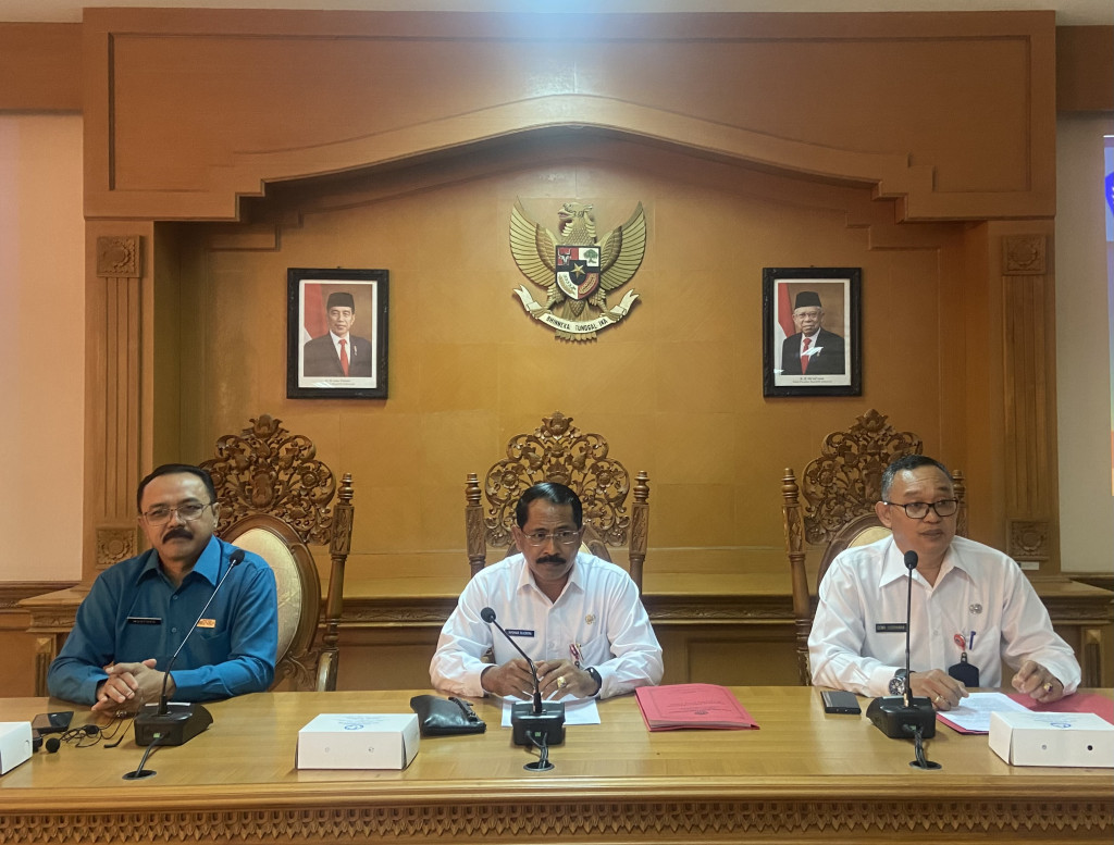 Pembinaan dan Advokasi kegiatan Pengelolaan Pengadaan Barang dan Jasa