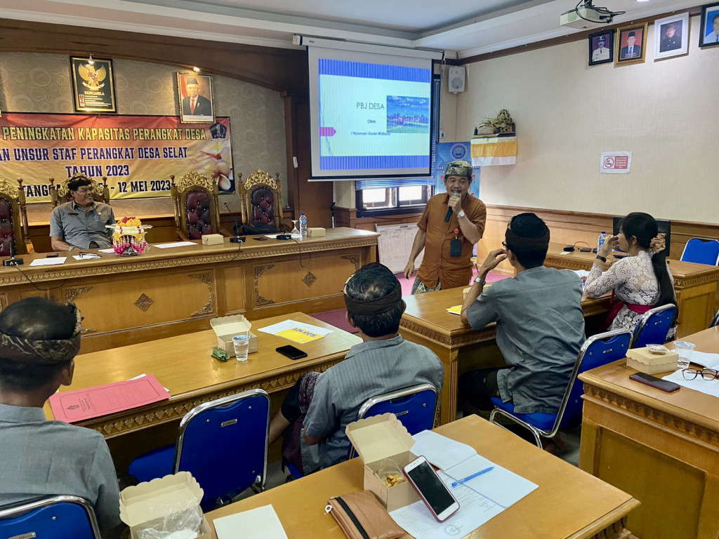Bagian PBJ Kabupaten Badung melaksanakan Pembinaan Kedesa Selat Kecamatan Abiansemal Kab. Badung