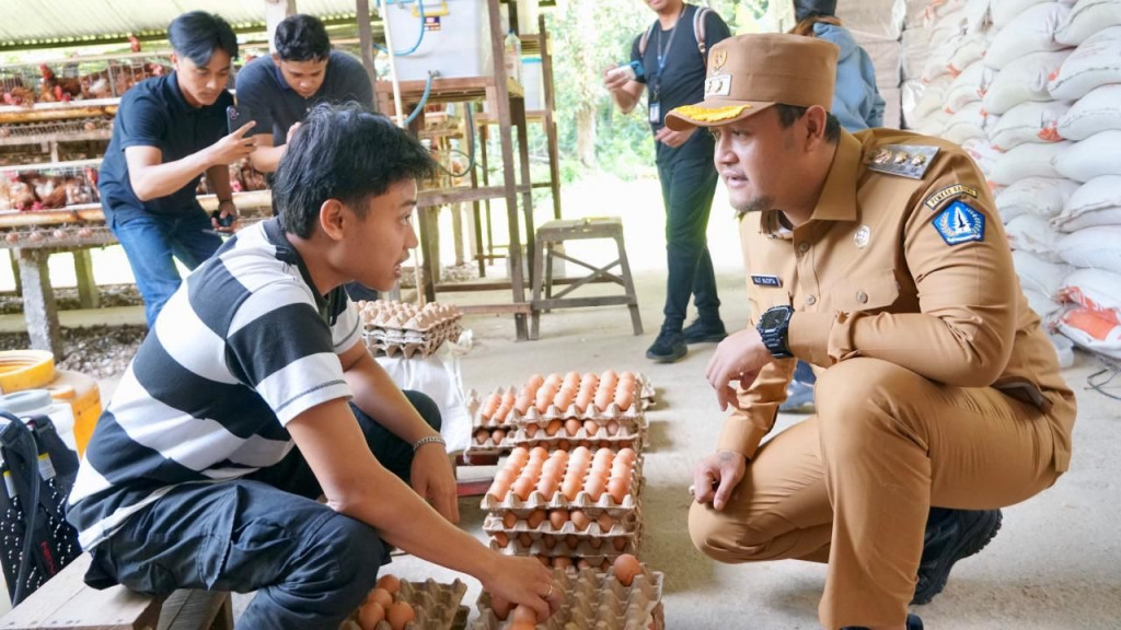 Monitoring Sentra Produksi Dan Pengolahan Pangan Strategis Di Badung: Wabup Bagus Alit Sucipta Pastikan Ketersediaan Menjelang Hari Raya