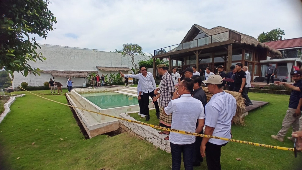 Komisi I dan II DPRD Badung melakukan kunjungan kerja ke sejumlah vila di Jalan Pantai Balangan, Jimbaran, Kuta Selatan