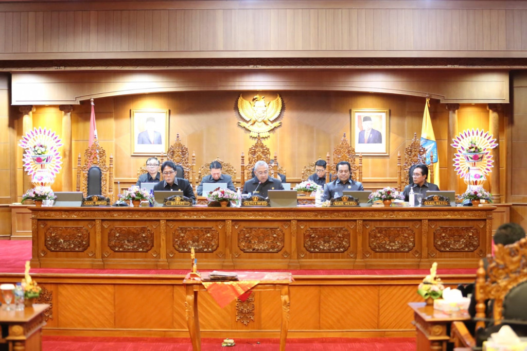 Ketua DPRD Badung Putu Parwata Apresiasi Pemerintah Sepakati Rancangan KUA-PPAS Badung 2025