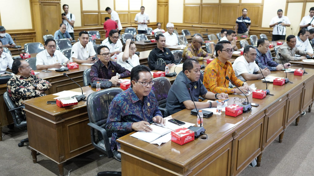 DPRD Badung Bahas APBD Perubahan 2024 Hasil Verifikasi dan Evaluasi Gubernur Bali