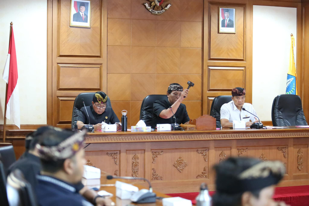 DPRD Badung menyetujui Rancangan Peraturan Daerah (Raperda) tentang Rencana Tata Ruang Wilayah (RTRW) Kabupaten Badung tahun 2025 sampai 2045.