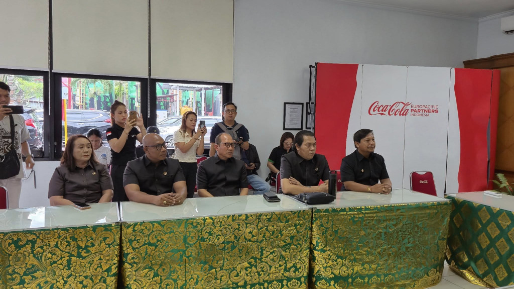 Komisi IV DPRD Badung Sidak Pabrik Coca Cola Pastikan Hak-Hak Karyawan Terpenuhi