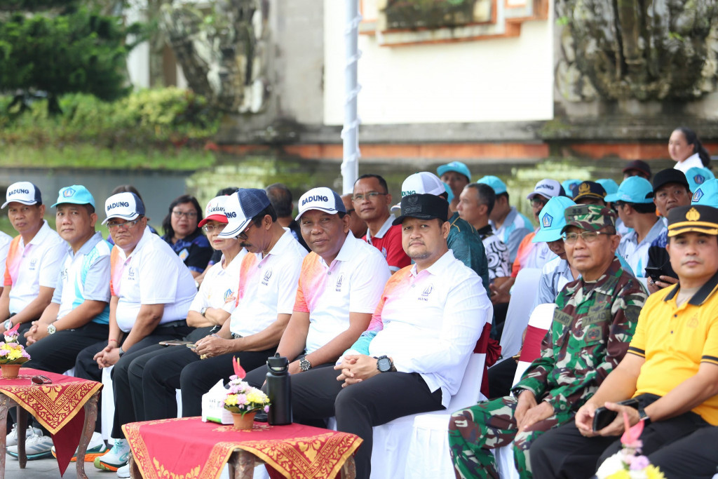 Ketua DPRD Badung Hadiri Pembukaan PORSENIJAR Kabupaten Badung.