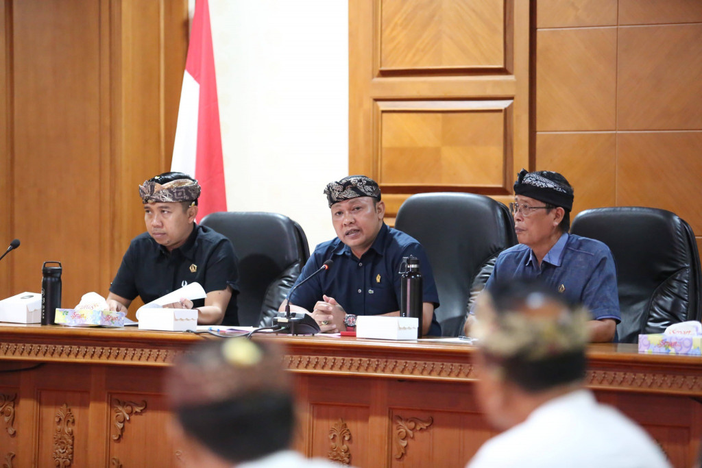 Raker Komisi I DPRD Badung Raker Undang 11 OPD Bahas LKPJ Bupati Badung