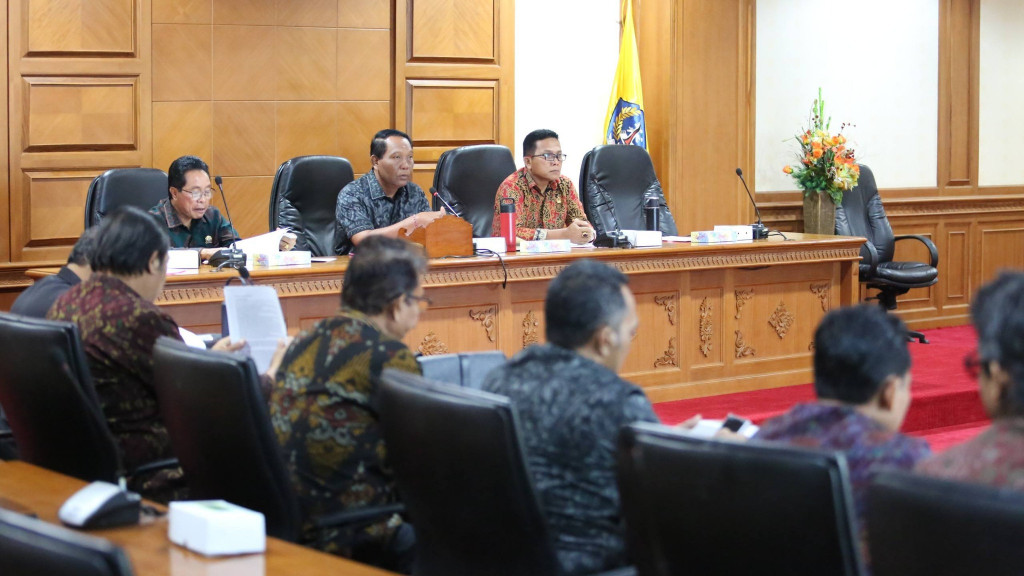 DPRD Badung Bahas dan tetapkan Rekomendasikan LKPJ Bupati Badung Tahun 2025