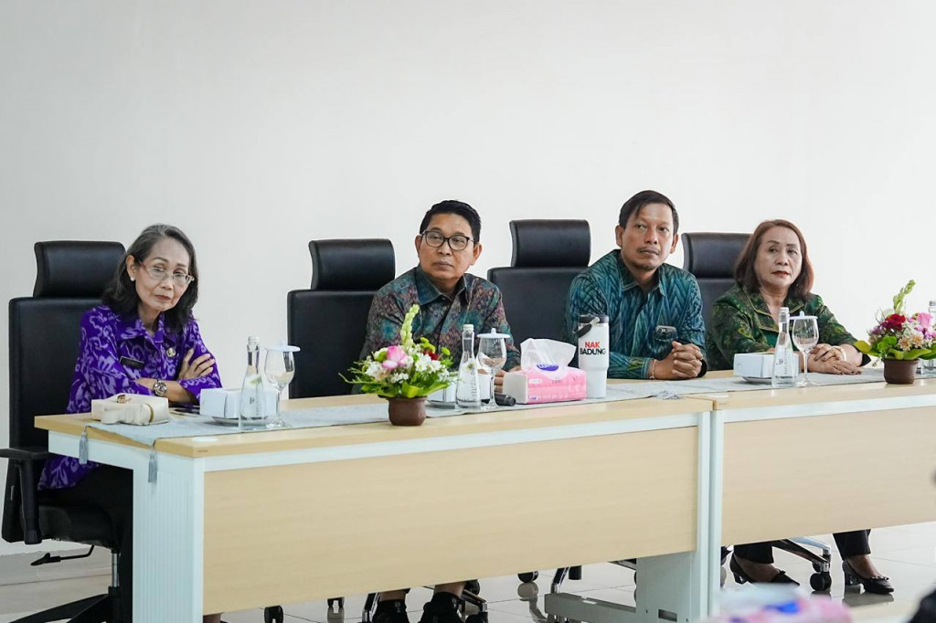 Komisi IV DPRD Badung dampingi Bupati Tinjau Kesiapan Operasional RSUD Giri Asih